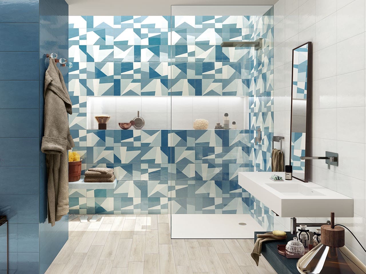Motivo geometrico di ispirazione anni ’60 per il rivestimento della parete doccia